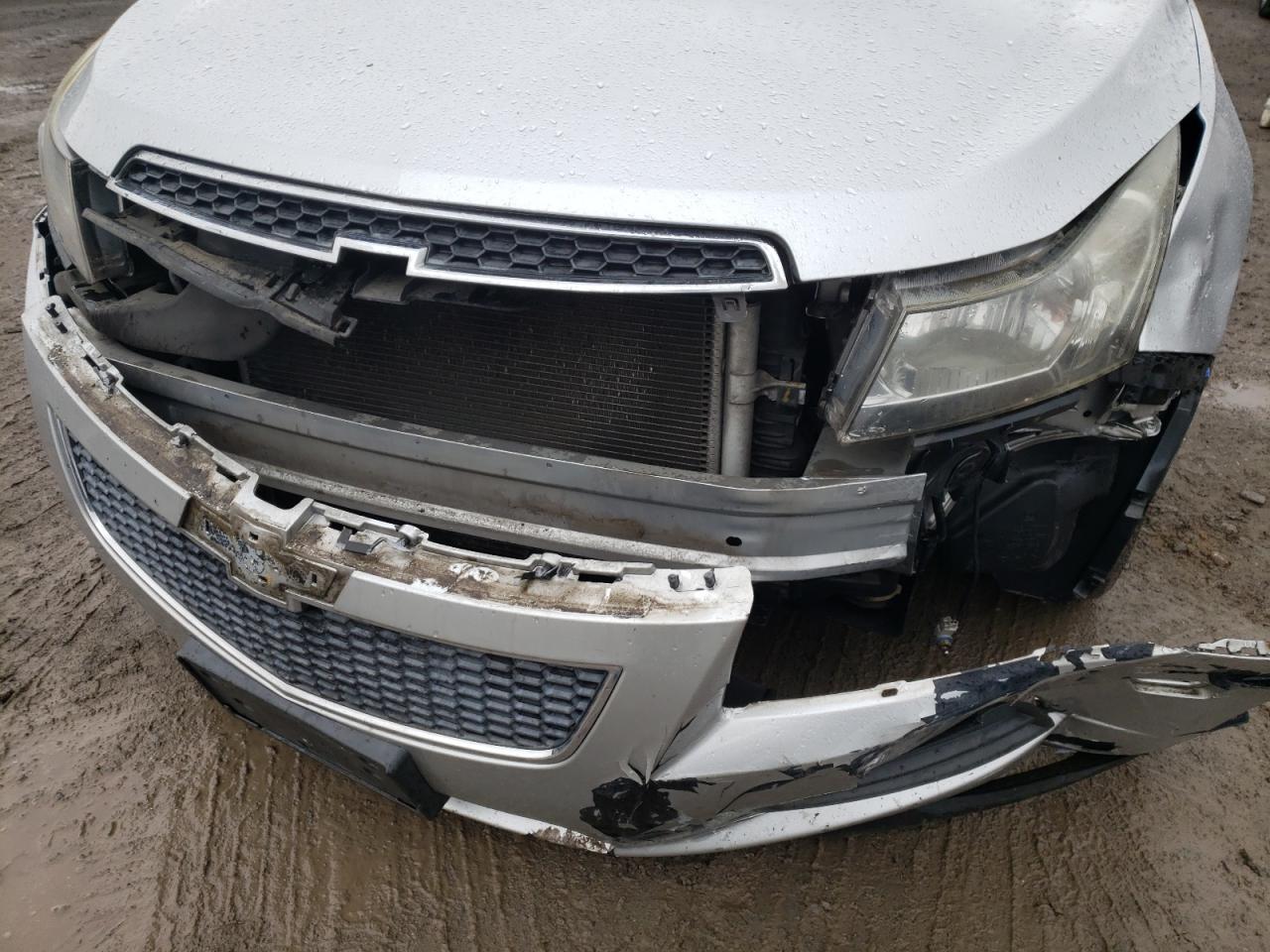 Photo 9 from auction – 2011 CHEVROLET CRUZE LS with VIN 1G1PC5SH1B7108233