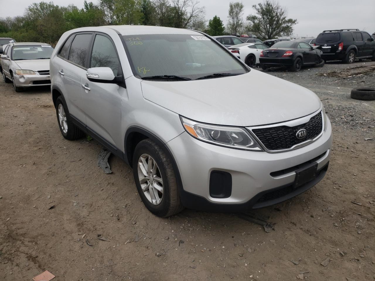Photo 1 from auction – 2015 KIA SORENTO LX with VIN 5XYKT3A63FG594400