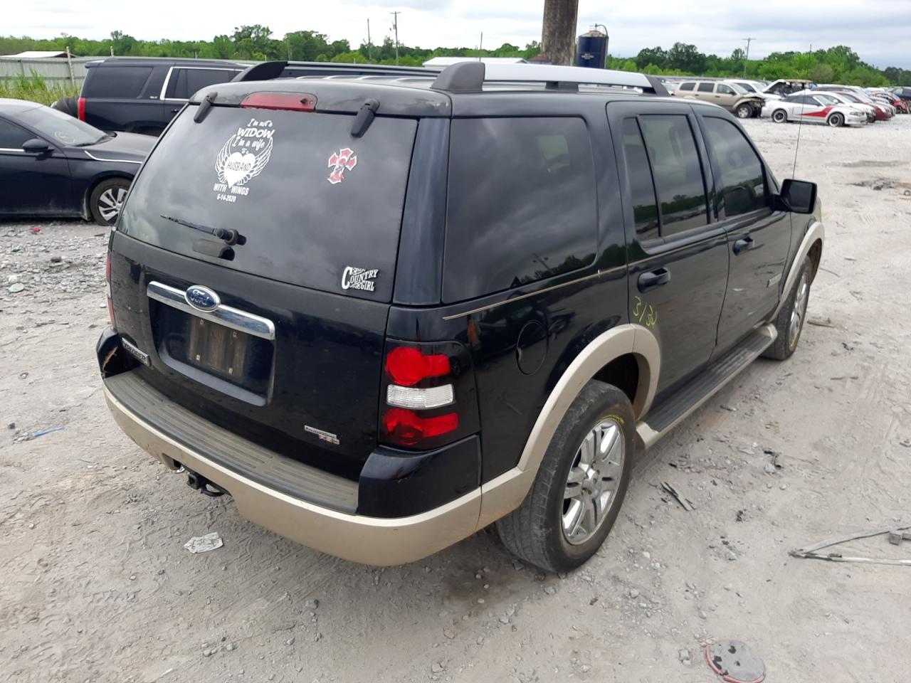 Photo 4 from auction – 2007 FORD EXPLORER E with VIN 1FMEU74E37UB72806