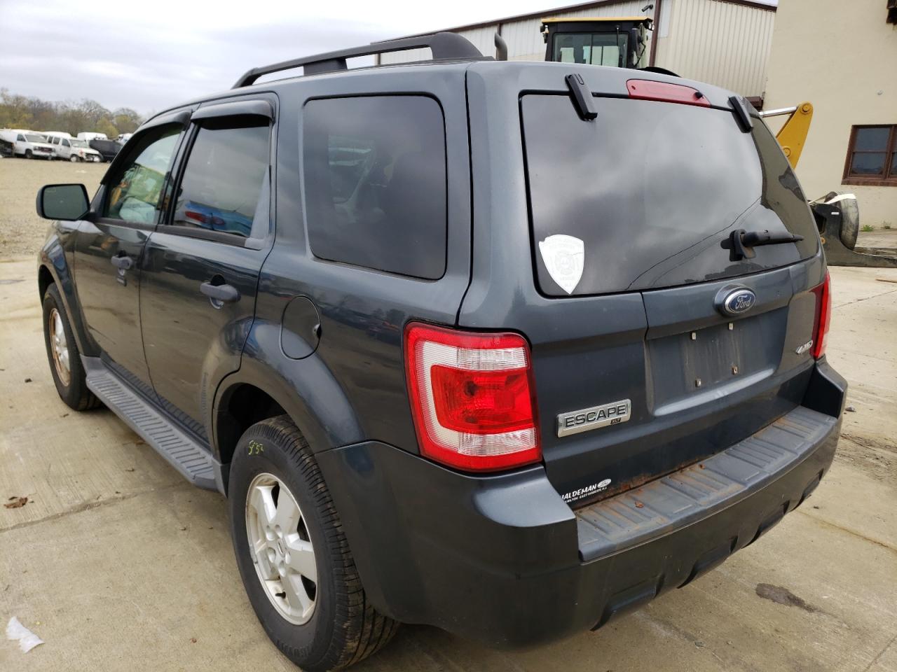 Photo 3 from auction – 2009 FORD ESCAPE XLT with VIN 1FMCU937X9KA14130