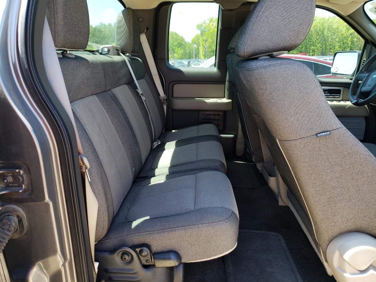 Photo 6 from auction – 2010 FORD F150 SUPER with VIN 1FTEX1CW5AFB76922