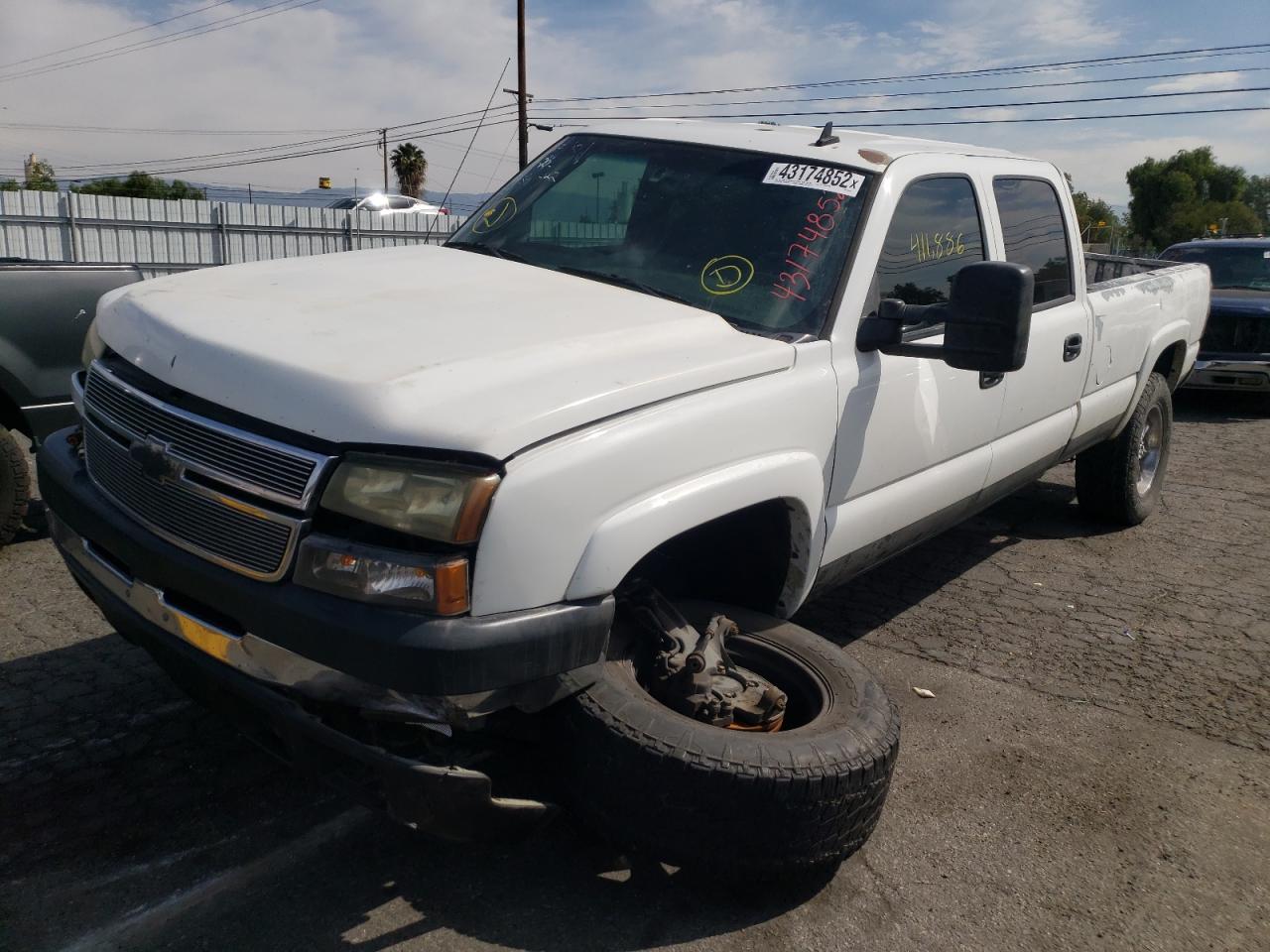 Photo 2 from auction – 2006 CHEVROLET SILVERADO with VIN 1GCHC23U46F111127