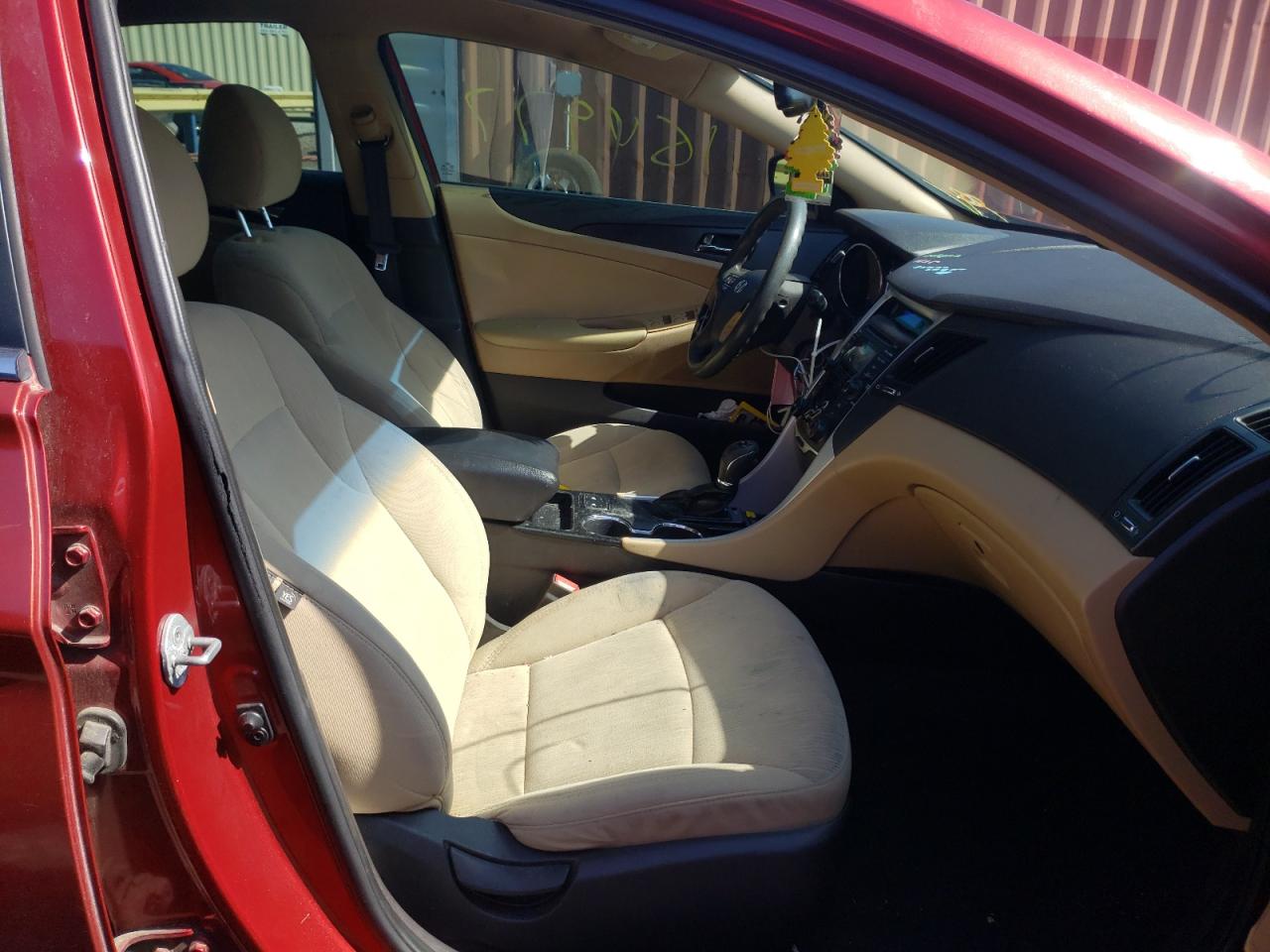 Photo 5 from auction – 2013 HYUNDAI SONATA GLS with VIN 5NPEB4AC7DH712305