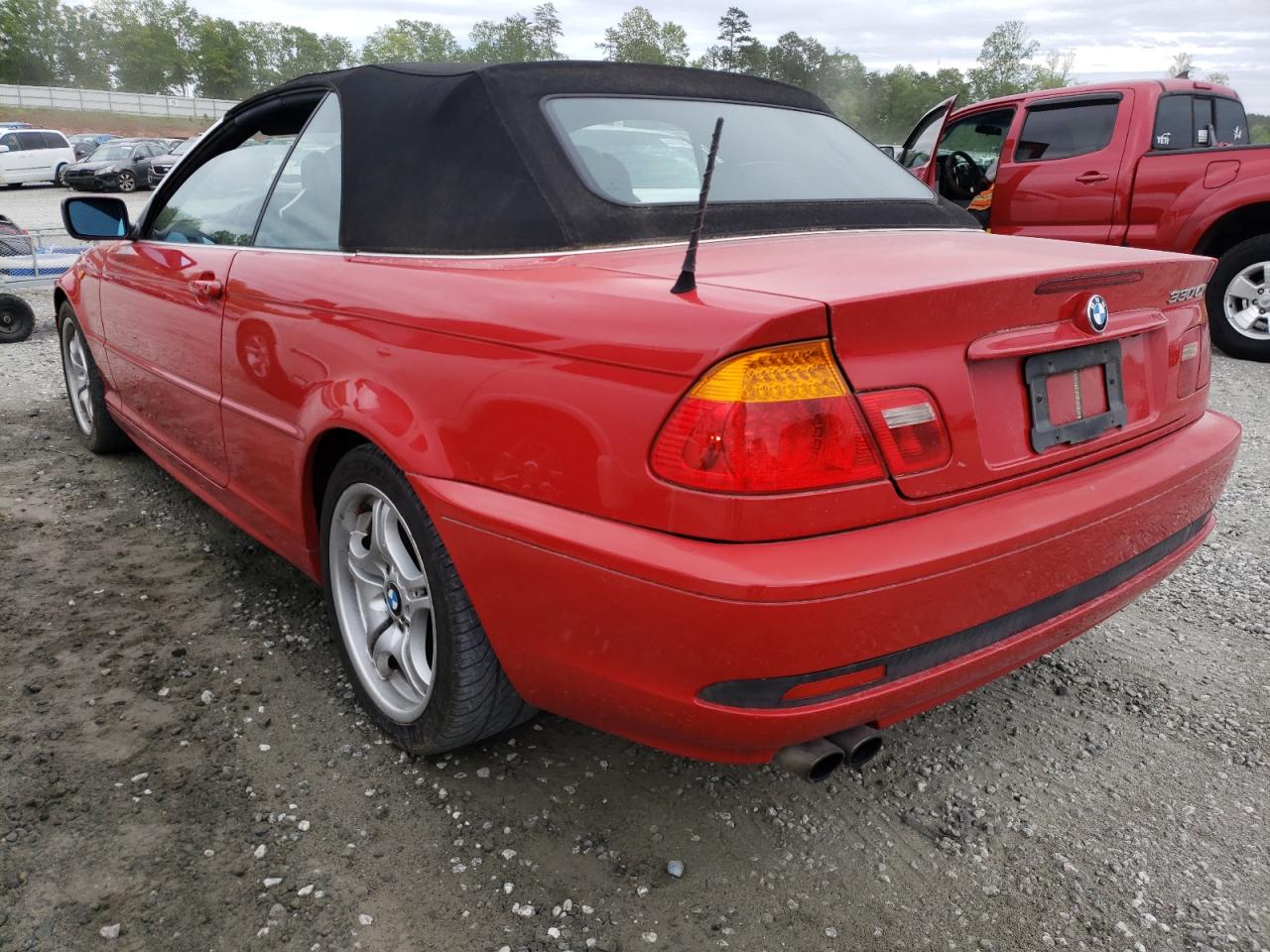 Photo 3 from auction – 2004 BMW 330 CI with VIN WBABW53404PL44151