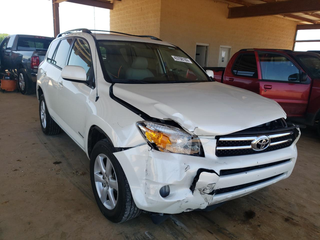 TOYOTA RAV4 2008 with VIN JTMBD31V285152871 - Photo from auction