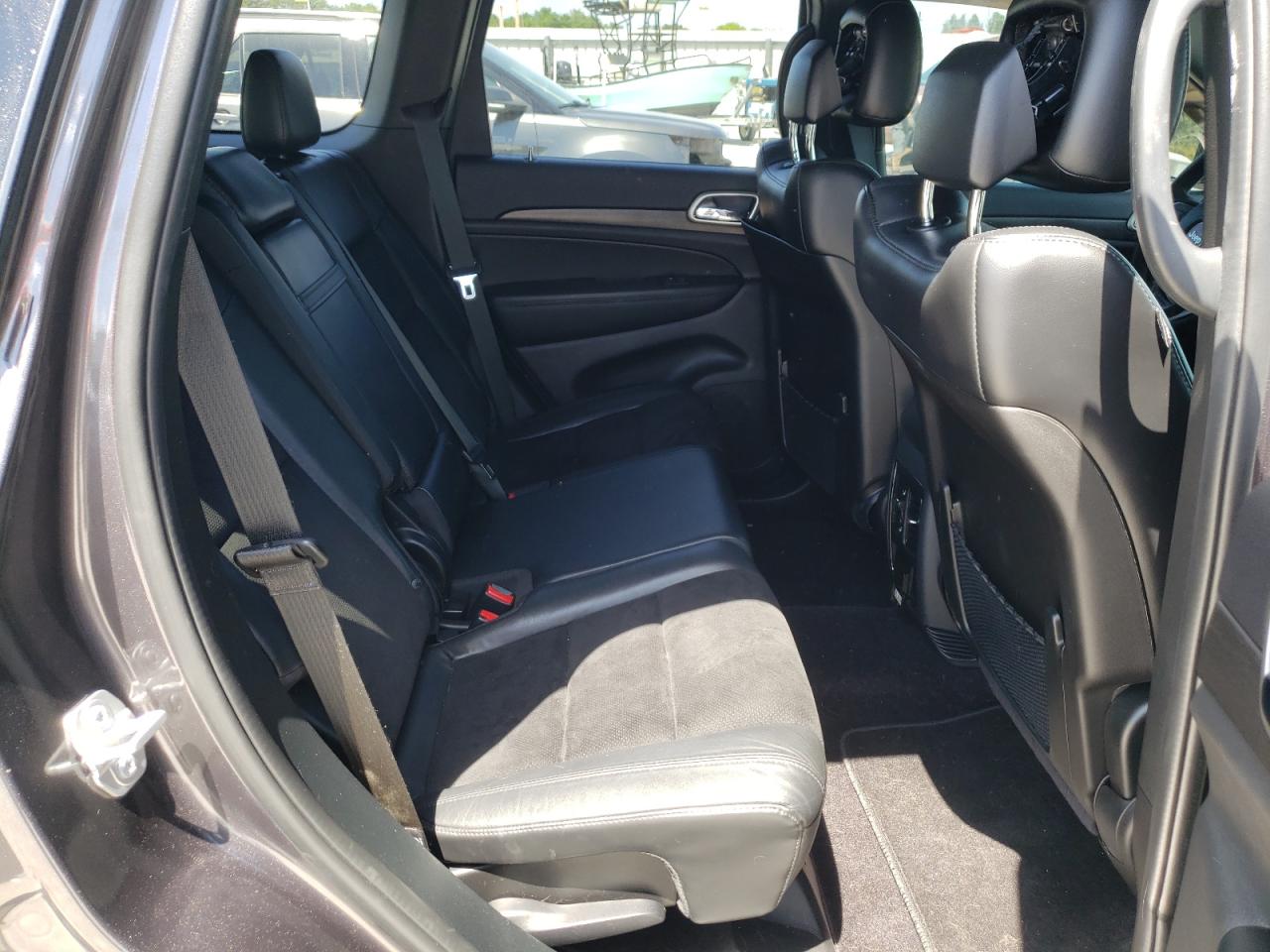 Photo 6 from auction – 2017 JEEP GRAND CHER with VIN 1C4RJEAG2HC717295