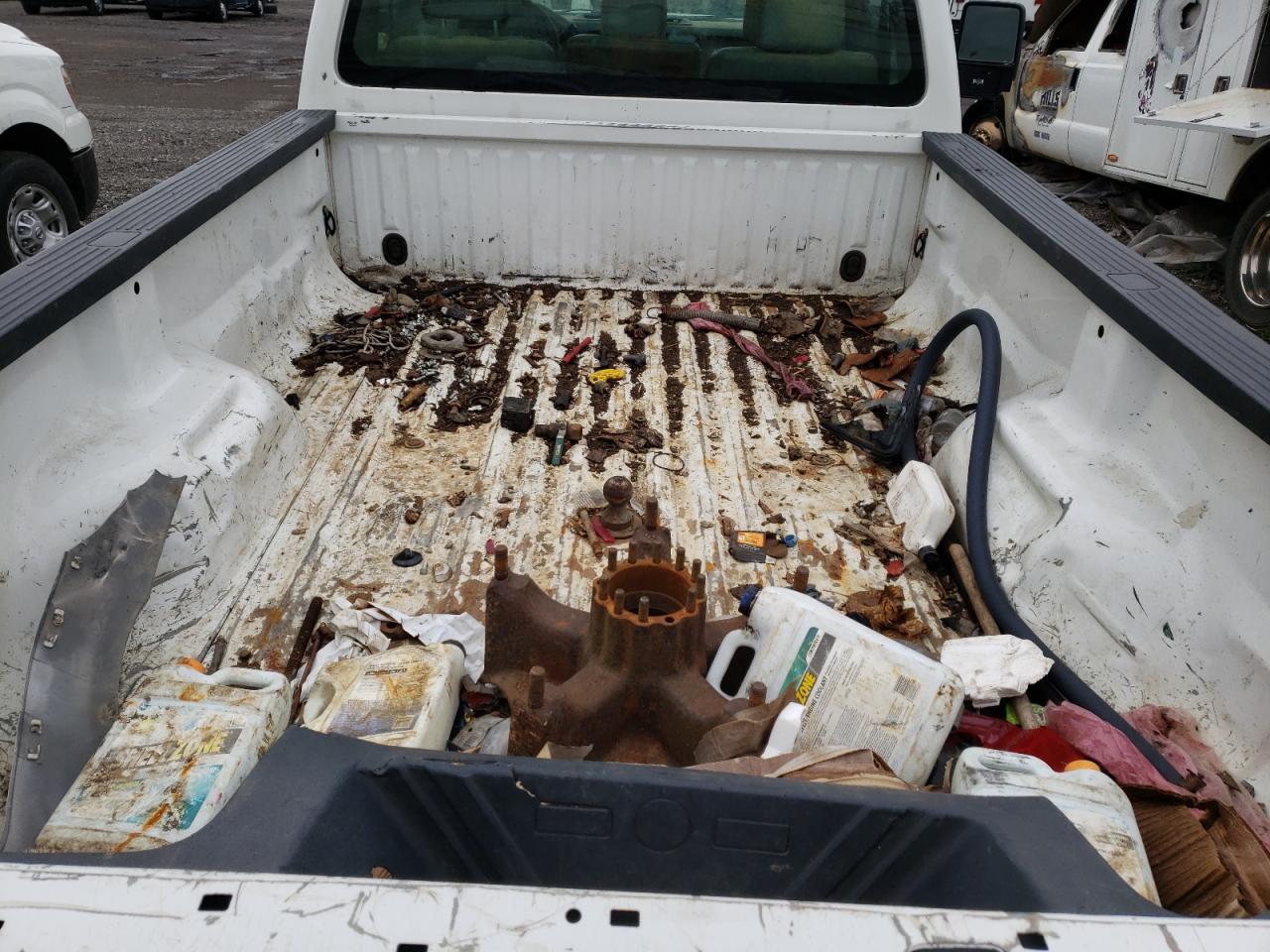 Photo 6 from auction – 2011 FORD F350 SUPER with VIN 1FTRF3B63BEB33222
