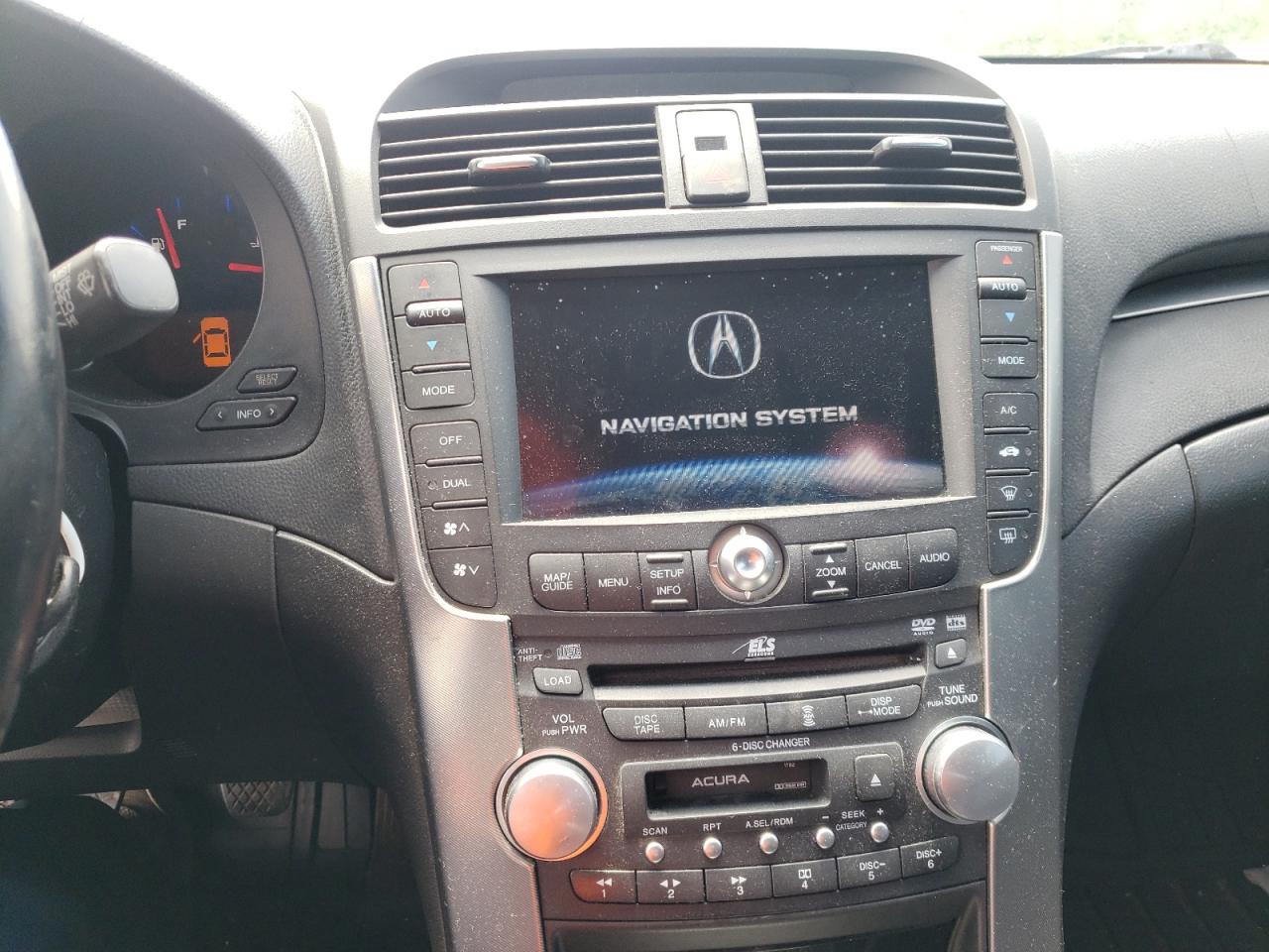 Photo 9 from auction – 2005 ACURA TL with VIN 19UUA65515A024025