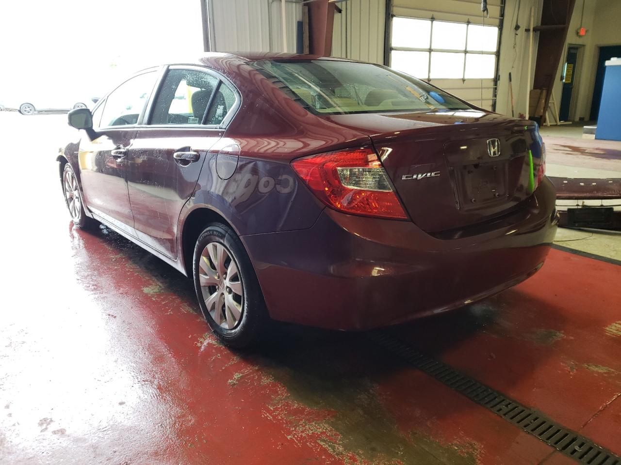 Photo 3 from auction – 2012 HONDA CIVIC LX with VIN 2HGFB2F51CH543328