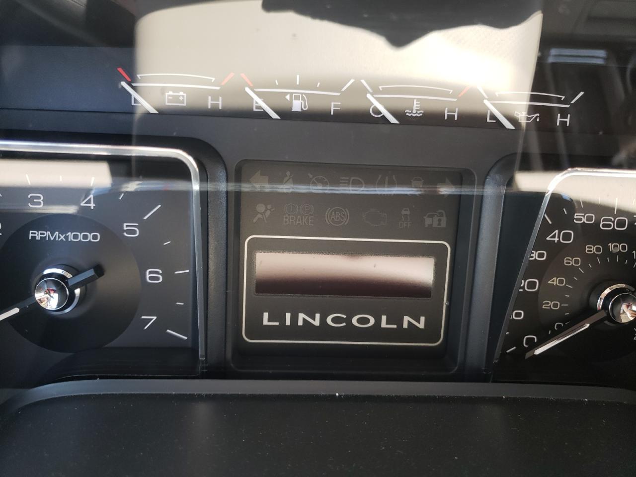 Photo 8 from auction – 2013 LINCOLN NAVIGATOR with VIN 5LMJJ2J5XDEL03036