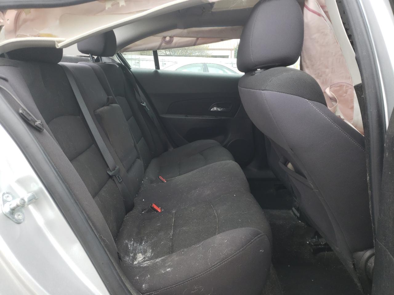Photo 6 from auction – 2014 CHEVROLET CRUZE with VIN 1G1PC5SB8E7346824