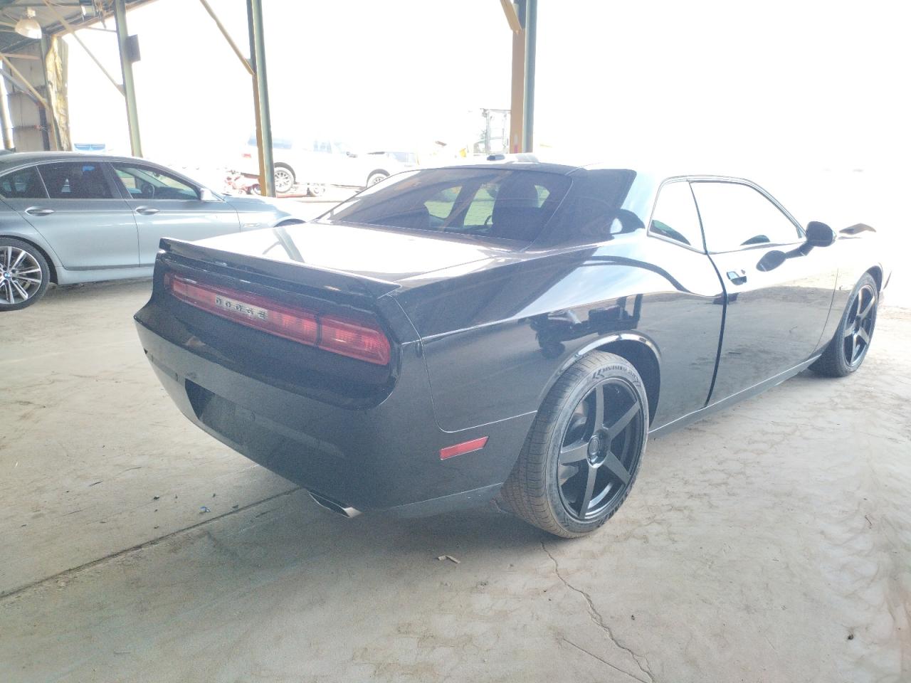 Photo 4 from auction – 2014 DODGE CHALLENGER with VIN 2C3CDYBT5EH269898