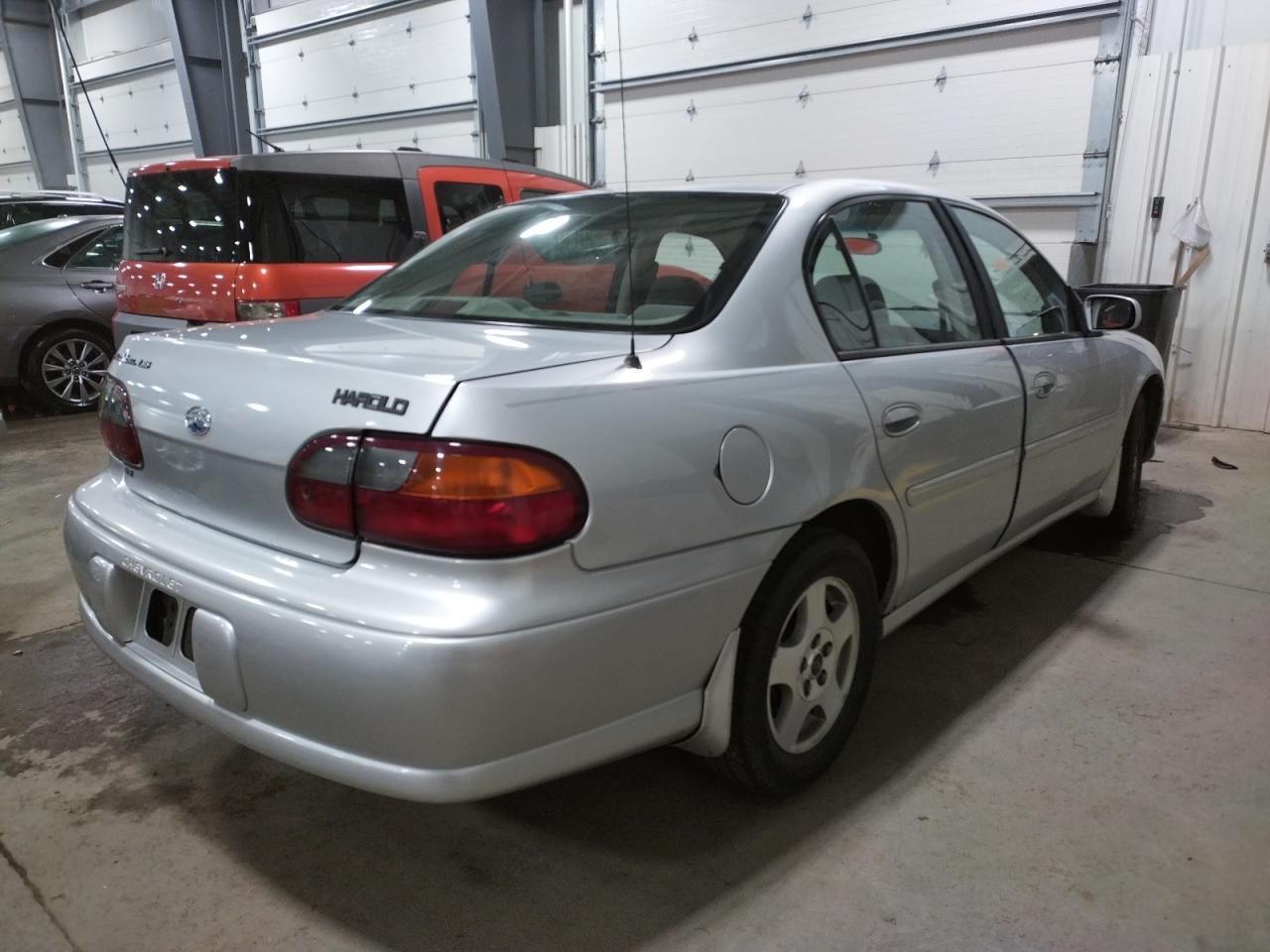 Photo 4 from auction – 2002 CHEVROLET MALIBU LS with VIN 1G1NE52J82M582914