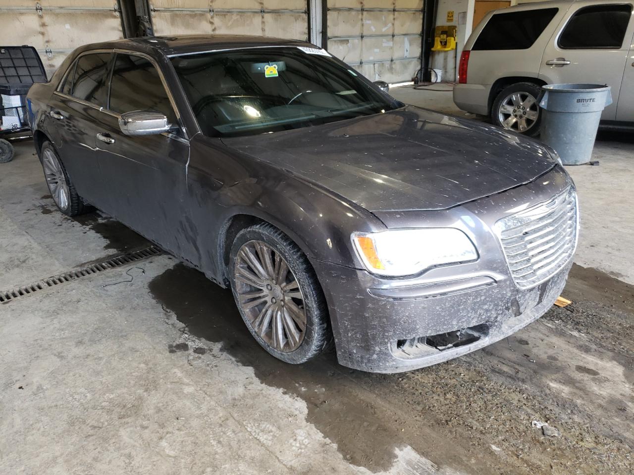 CHRYSLER 300C 2013 with VIN 2C3CCAET6DH644606 - Photo from auction