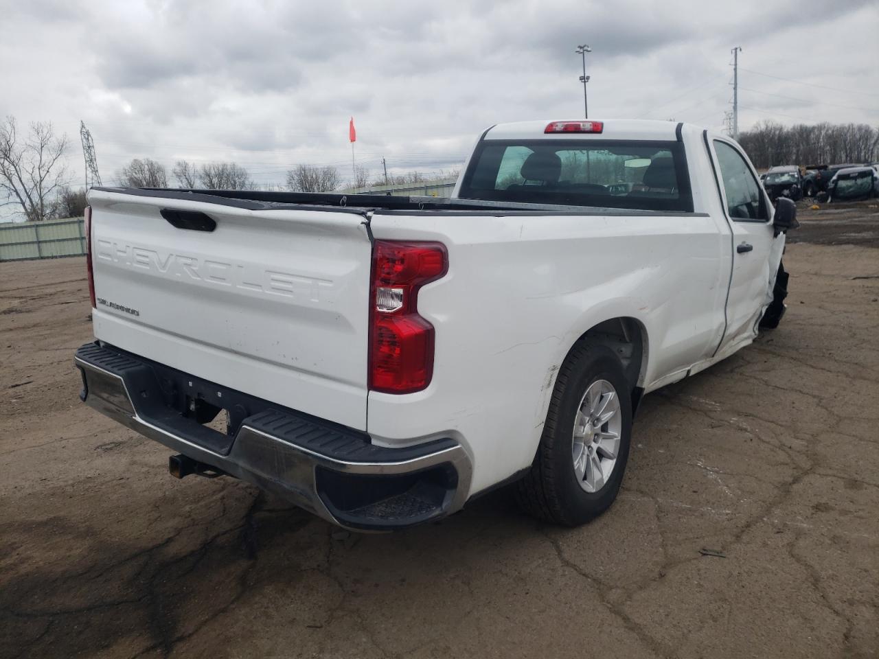 Photo 4 from auction – 2021 CHEVROLET SILVERADO with VIN 3GCNWAEF7MG319145