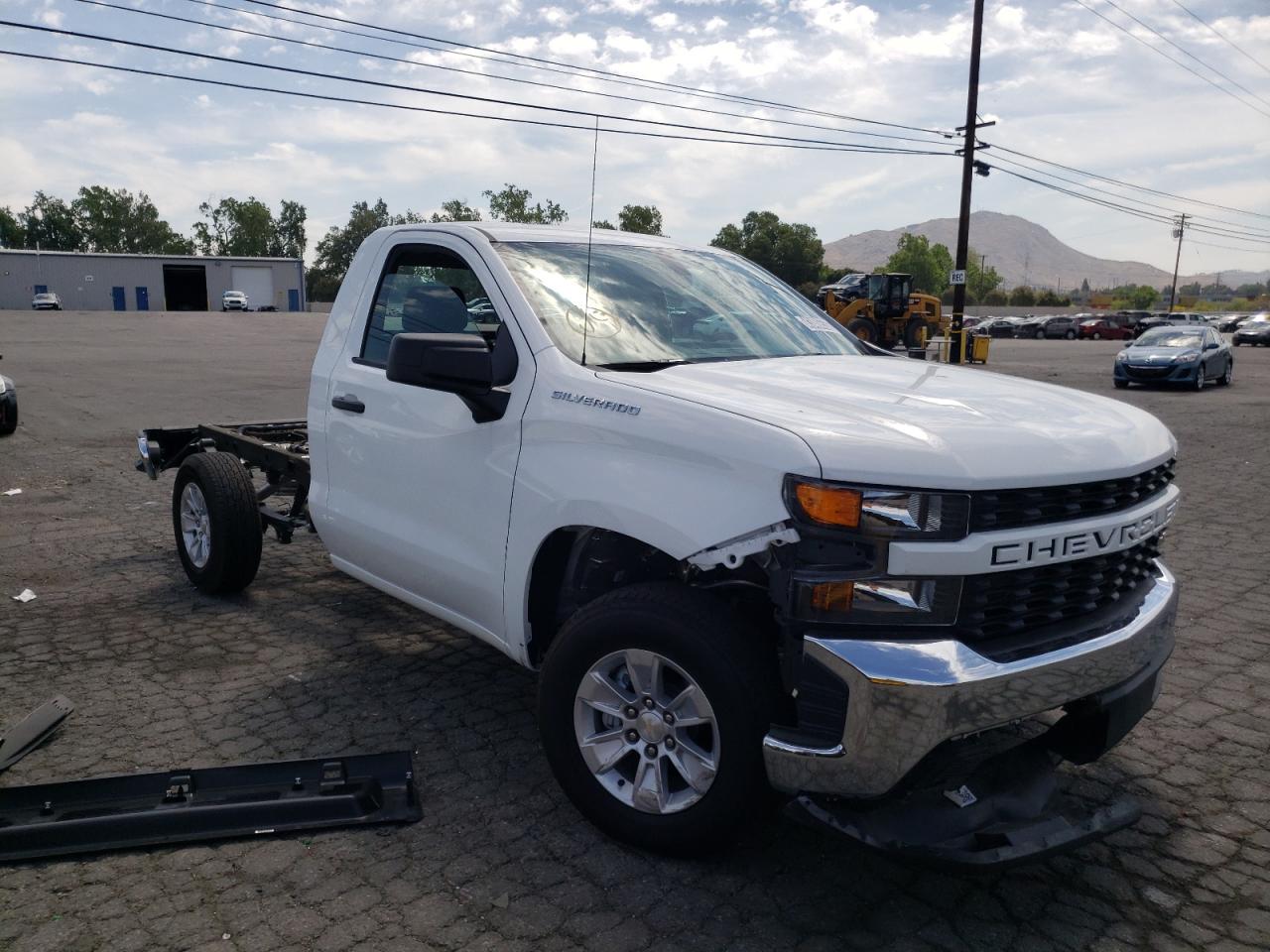 CHEVROLET SILVERADO 2021 with VIN 3GCNWAEF2MG435496 - Photo from auction