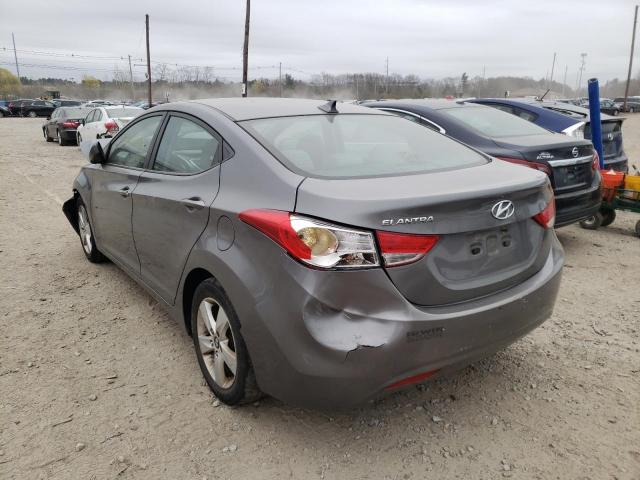 Photo 3 from auction – 2012 HYUNDAI ELANTRA GL with VIN 5NPDH4AE1CH133823