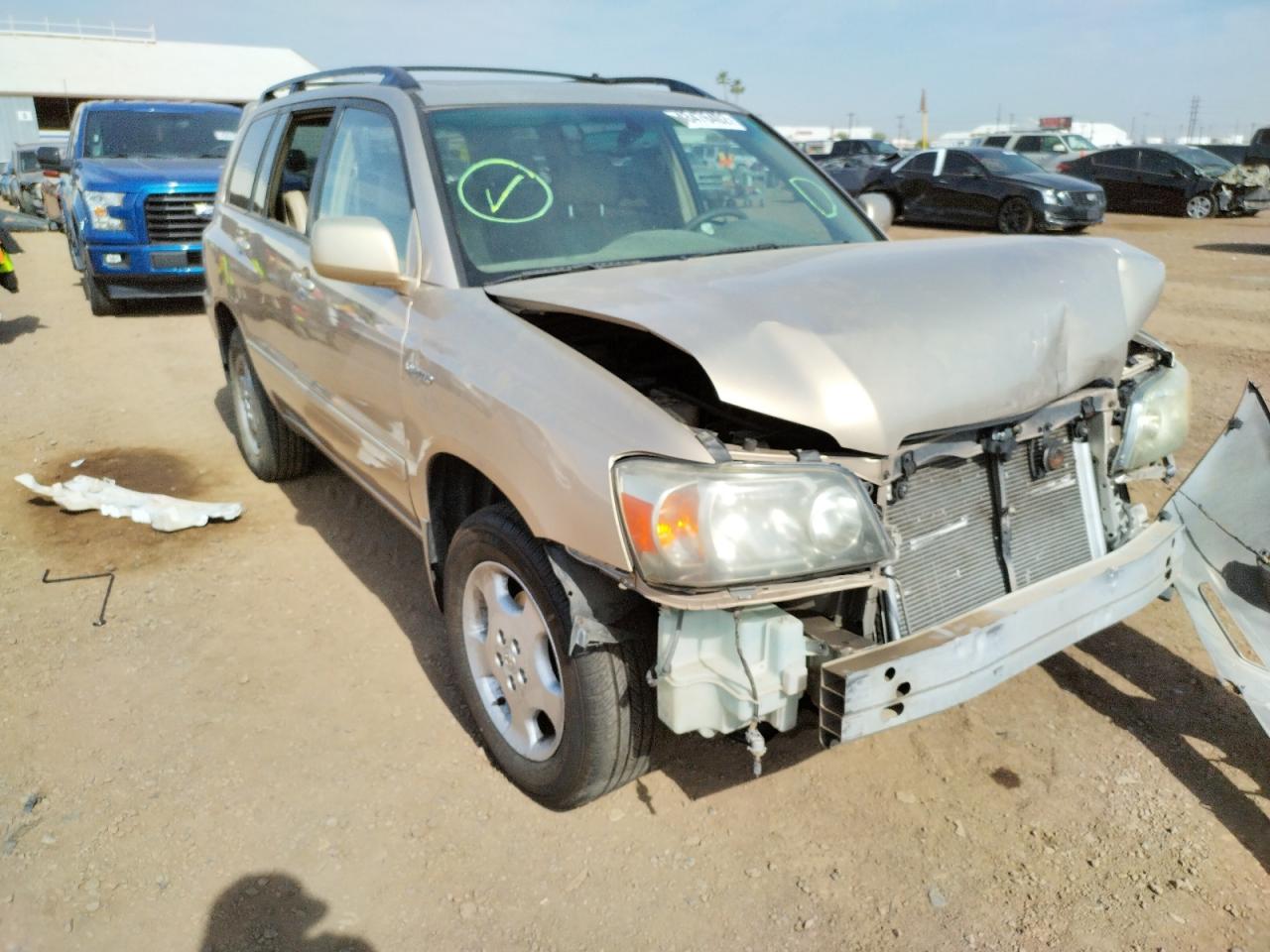 TOYOTA HIGHLANDER 2004 with VIN JTEEP21A740050822 - Photo from auction