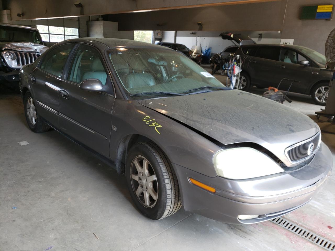 MERCURY SABLE 2002 with VIN 1MEFM55S42A615698 - Photo from auction