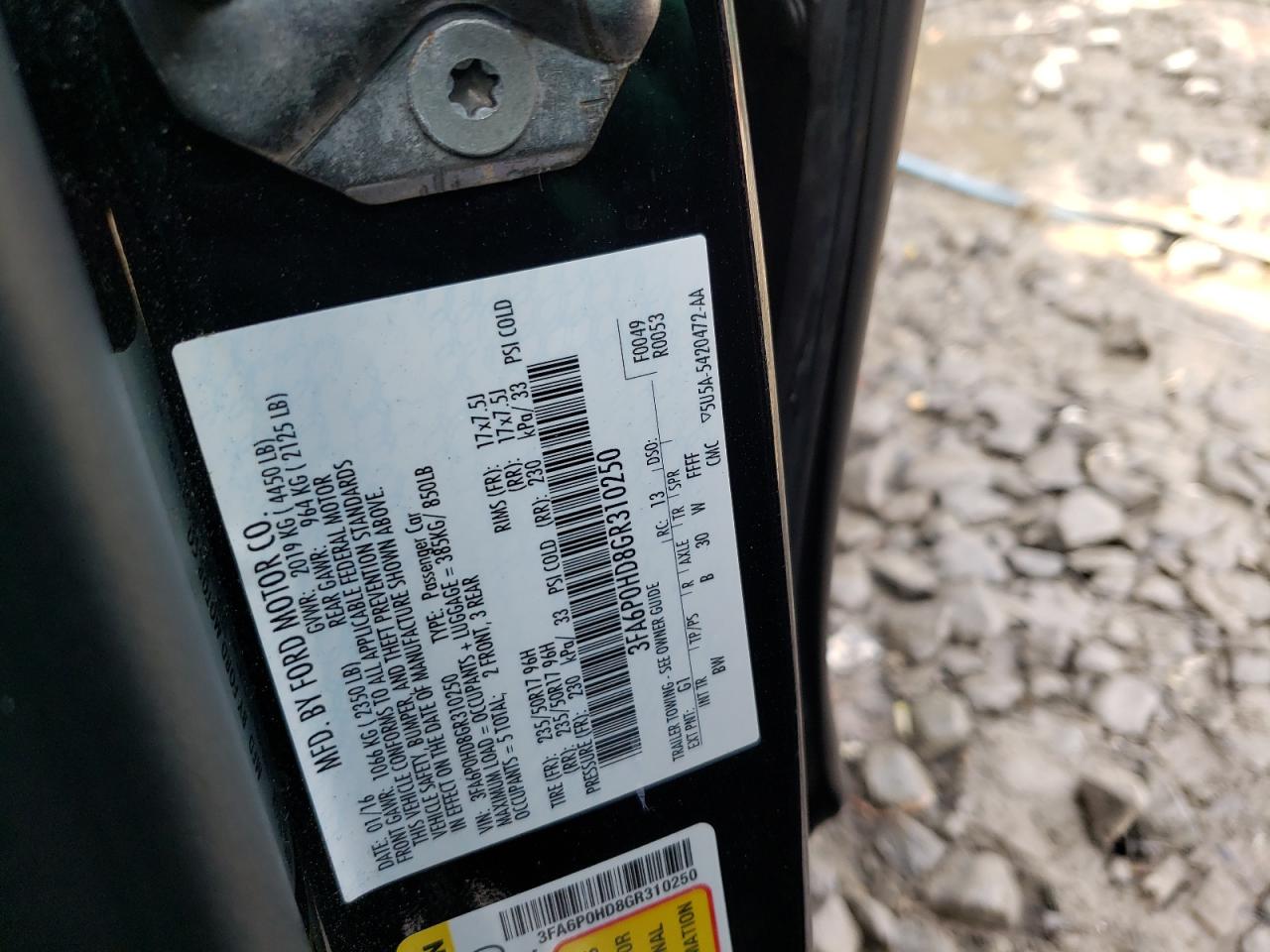 Photo 10 from auction – 2016 FORD FUSION SE with VIN 3FA6P0HD8GR310250