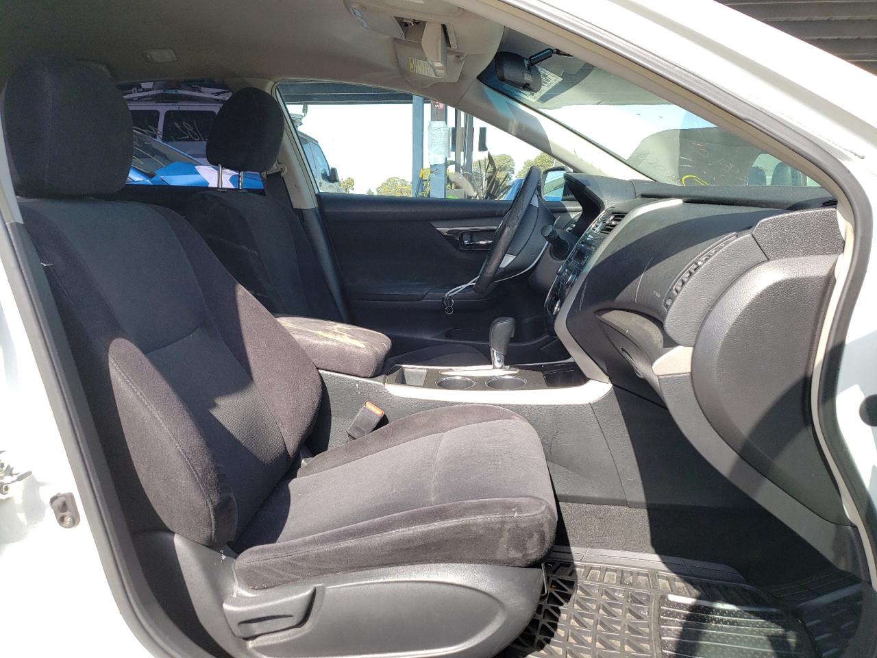 Photo 5 from auction – 2013 NISSAN ALTIMA 2.5 with VIN 1N4AL3AP1DN510445