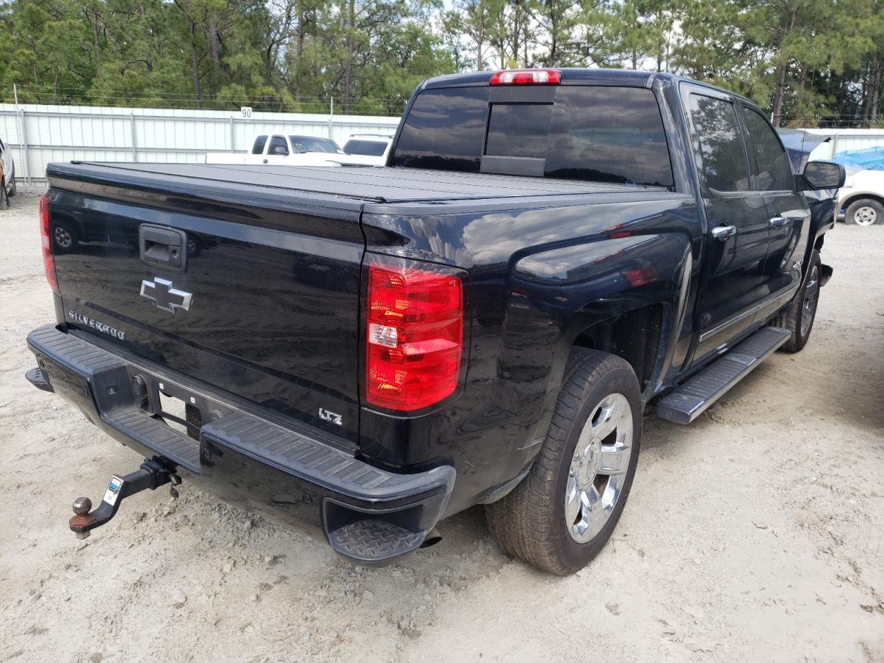 Photo 4 from auction – 2015 CHEVROLET SILVERADO with VIN 3GCUKSEC1FG484503