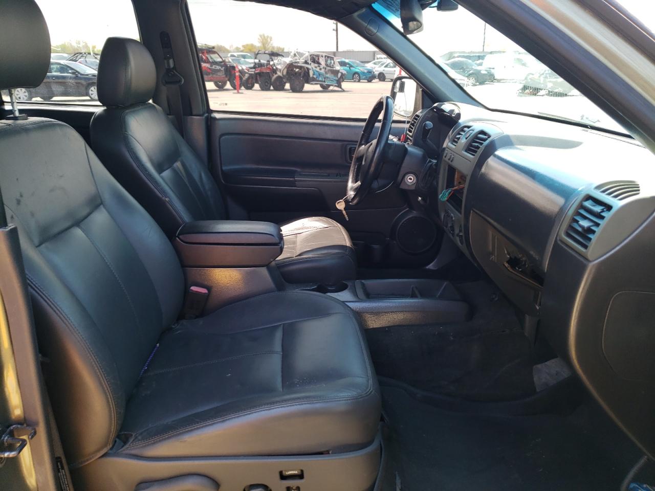 Photo 5 from auction – 2004 CHEVROLET COLORADO with VIN 1GCDT136548173468