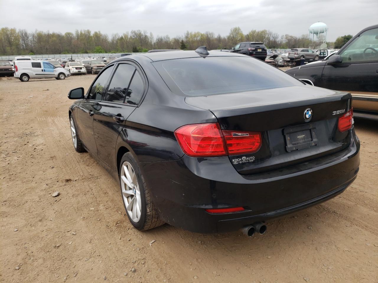 Photo 3 from auction – 2012 BMW 328 I with VIN WBA3A5C5XCF256255