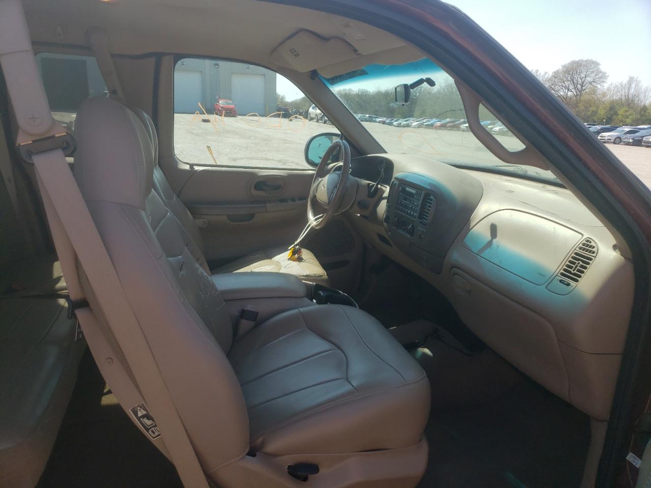 Photo 5 from auction – 1999 FORD F150 with VIN 1FTRX08W0XKB59546