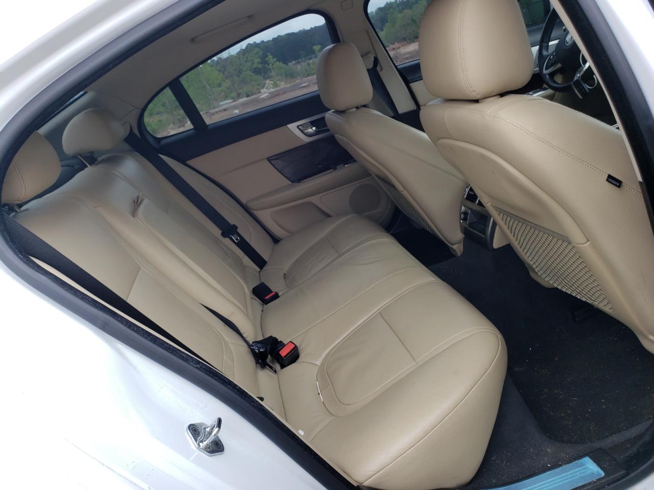 Photo 6 from auction – 2013 JAGUAR XF with VIN SAJWJ0EF4D8S93480