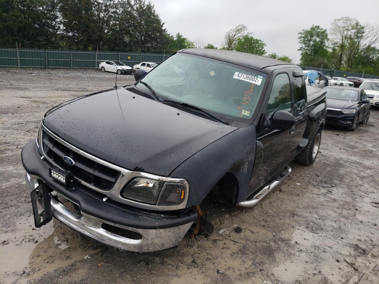 Photo 9 from auction – 2003 FORD F150 with VIN 1FTRX07W13KA44532