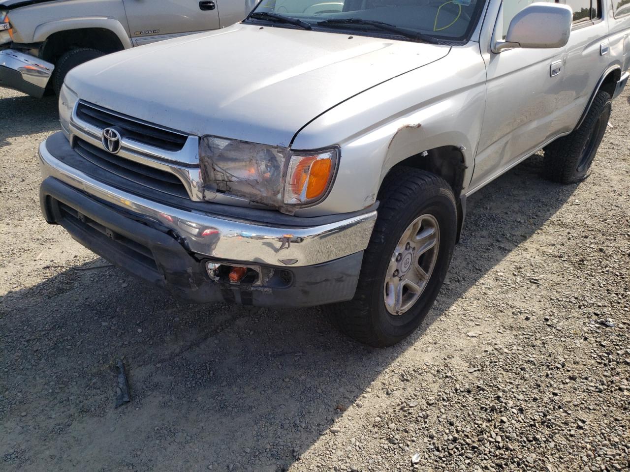 Photo 9 from auction – 2001 TOYOTA 4 RUNNER with VIN JT3HN86R810349647