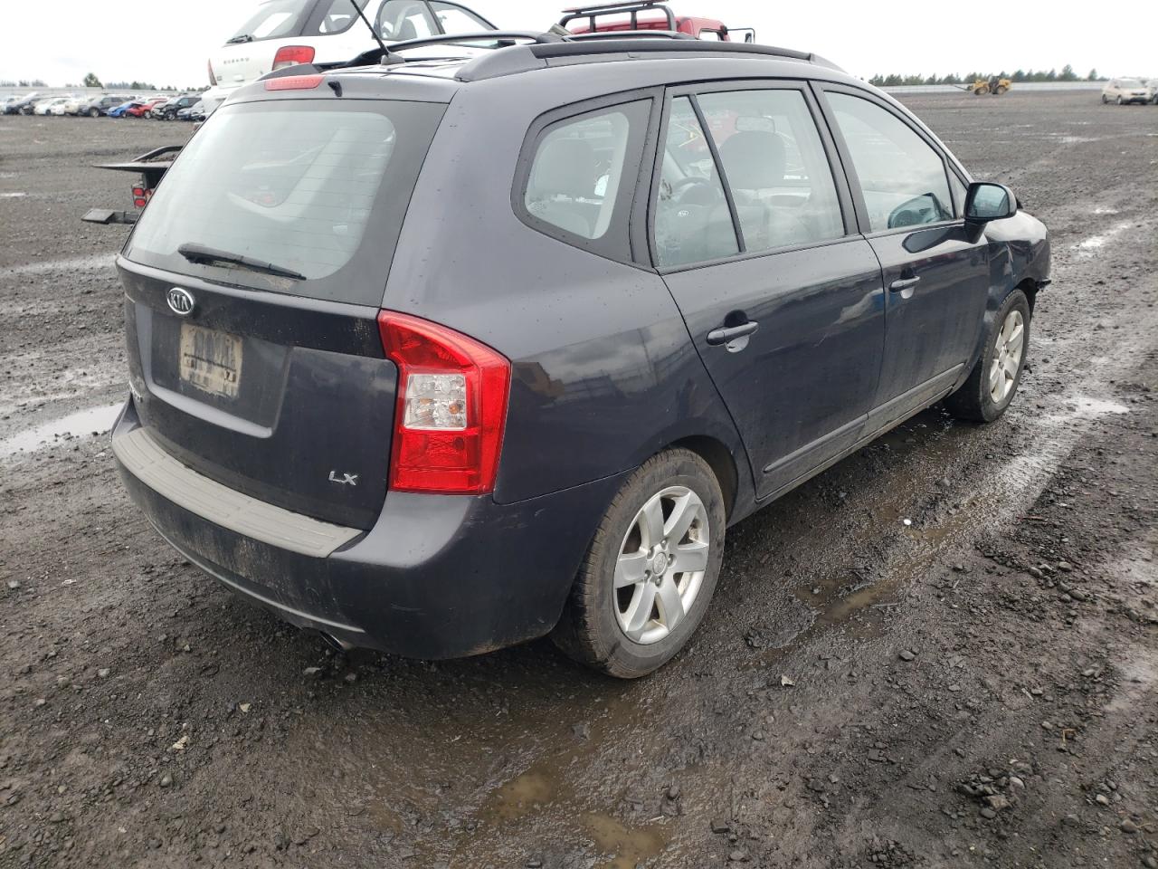 Photo 4 from auction – 2007 KIA RONDO BASE with VIN KNAFG525577079532