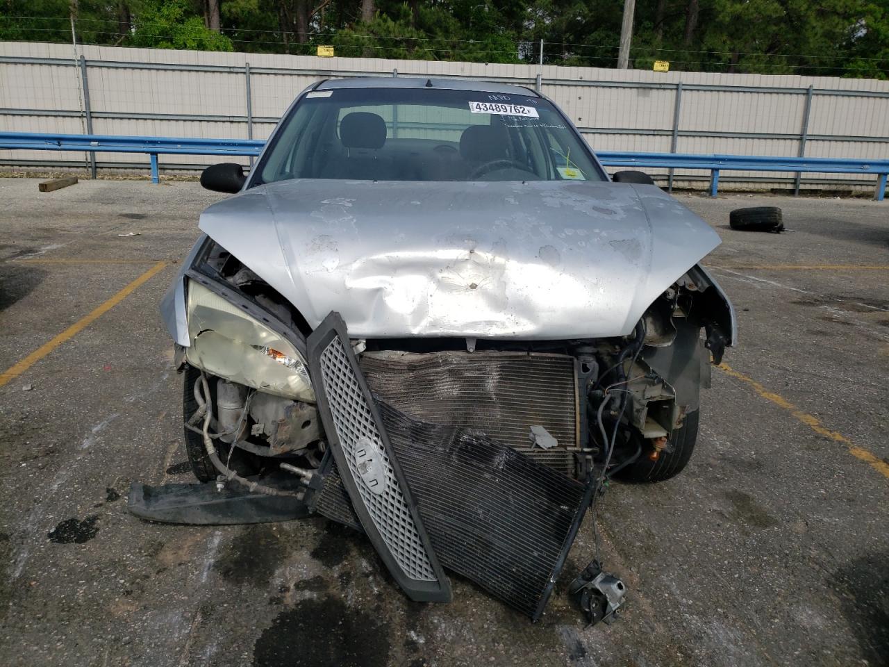 Photo 9 from auction – 2005 FORD FOCUS ZX4 with VIN 1FAFP34N55W129729