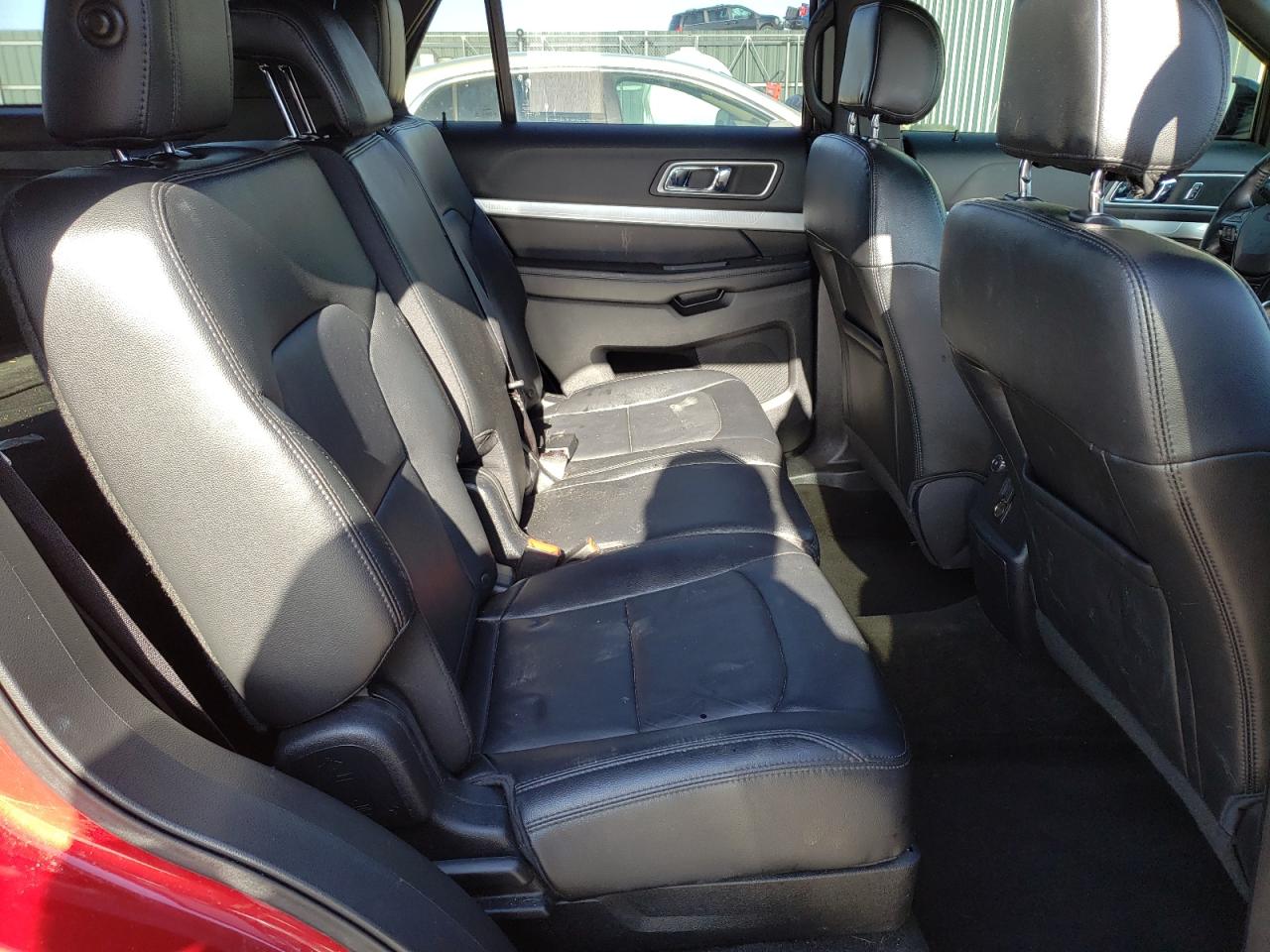 Photo 6 from auction – 2016 FORD EXPLORER X with VIN 1FM5K7D84GGB71386