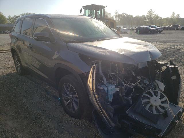 Photo 1 from auction – 2019 TOYOTA HIGHLANDER with VIN 5TDKZRFH2KS550588