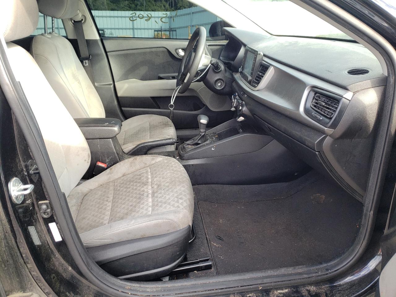 Photo 5 from auction – 2019 KIA RIO S with VIN 3KPA24AB5KE209346