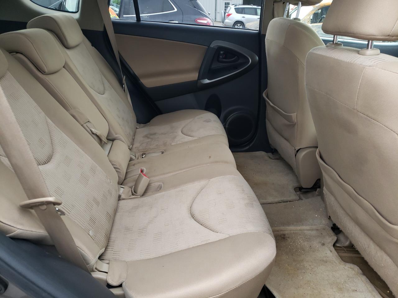 Photo 6 from auction – 2010 TOYOTA RAV4 with VIN JTMZF4DV1A5026792