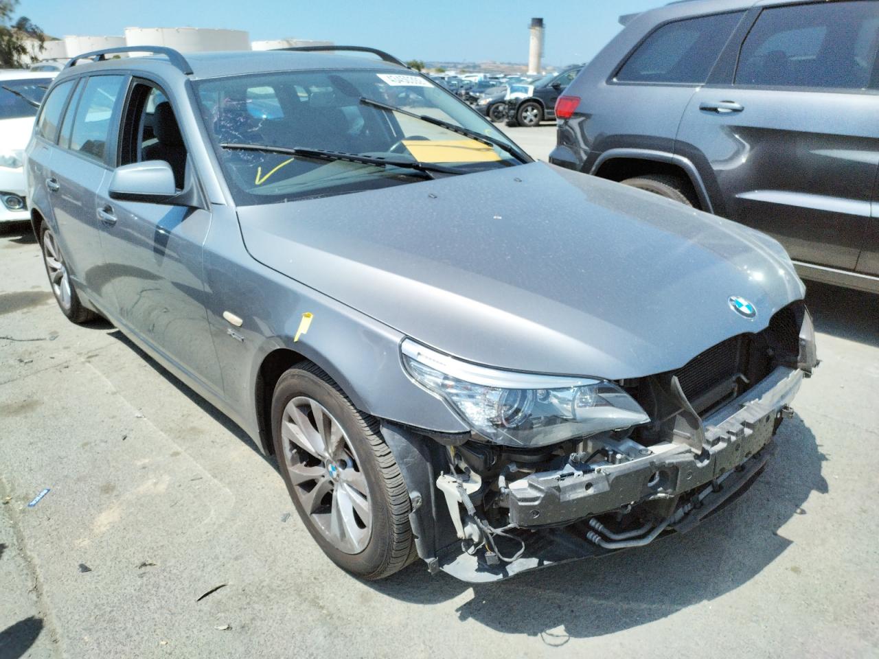 BMW 535 XI 2010 with VIN WBAPT7C58AC237581 - Photo from auction