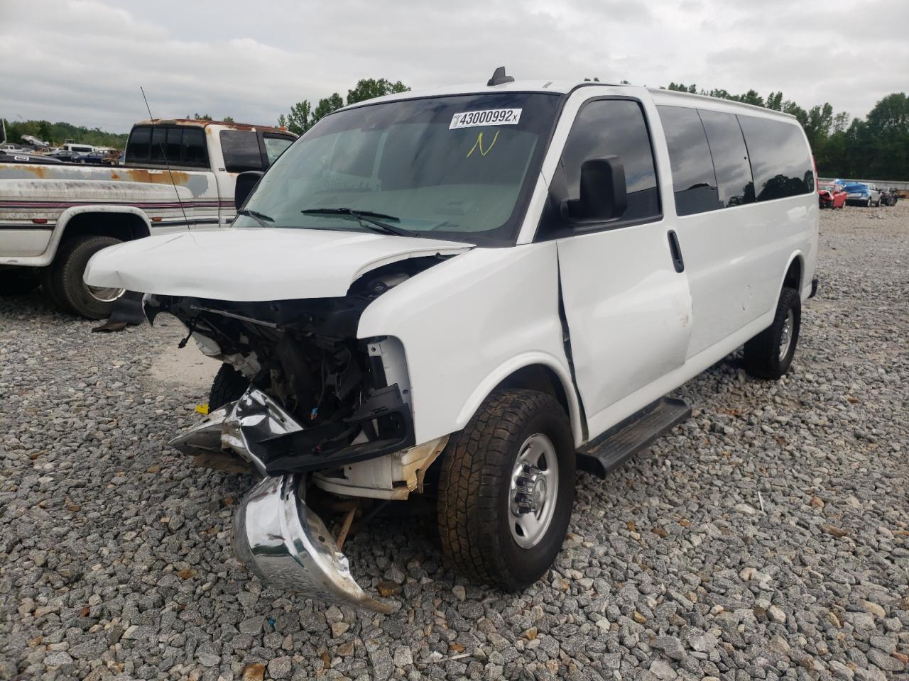 Photo 2 from auction – 2019 CHEVROLET EXPRESS G3 with VIN 1GAZGPFG7K1265875