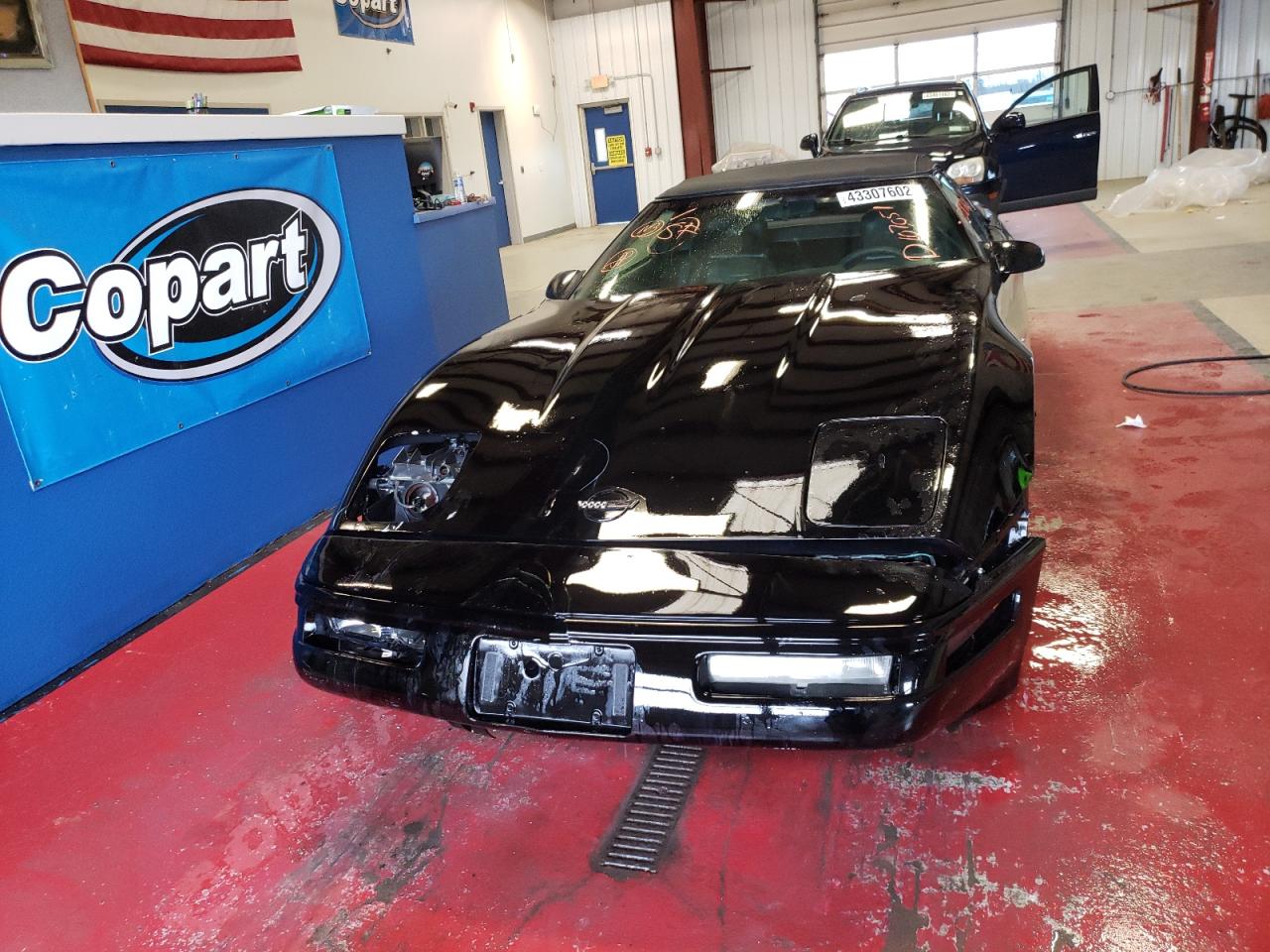 Photo 9 from auction – 1993 CHEVROLET CORVETTE with VIN 1G1YY33P8P5107776