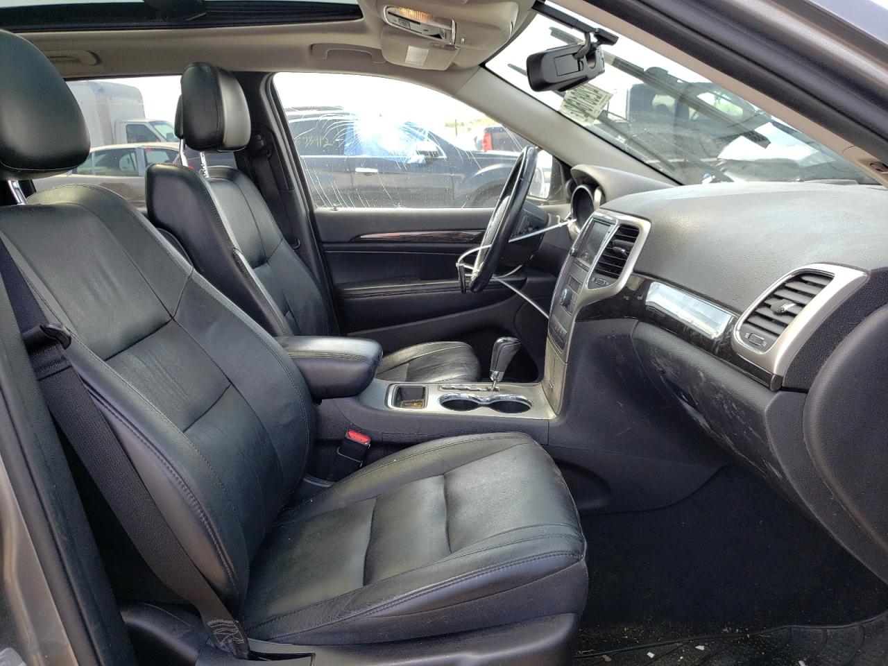 Photo 5 from auction – 2012 JEEP GRAND CHER with VIN 1C4RJFAG5CC353856