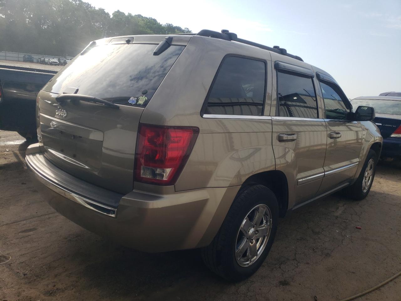Photo 4 from auction – 2006 JEEP GRAND CHER with VIN 1J4HR58N76C102273