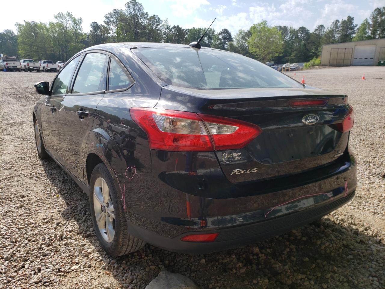 Photo 3 from auction – 2014 FORD FOCUS SE with VIN 1FADP3F2XEL257671