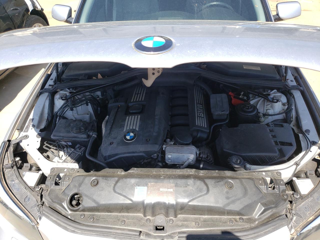 Photo 7 from auction – 2009 BMW 528 I with VIN WBANU53529C120163