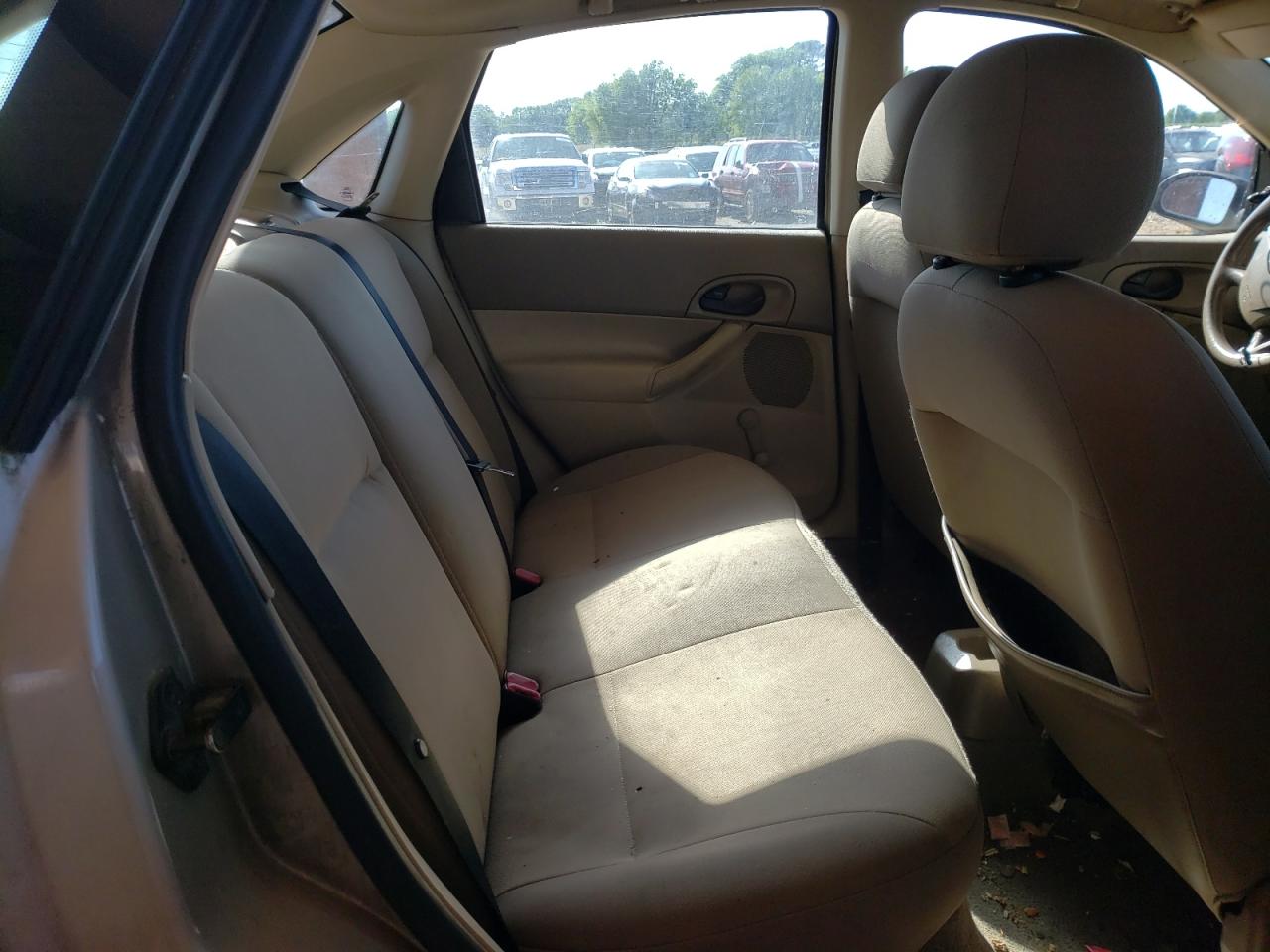Photo 6 from auction – 2006 FORD FOCUS ZX4 with VIN 1FAFP34N76W106065