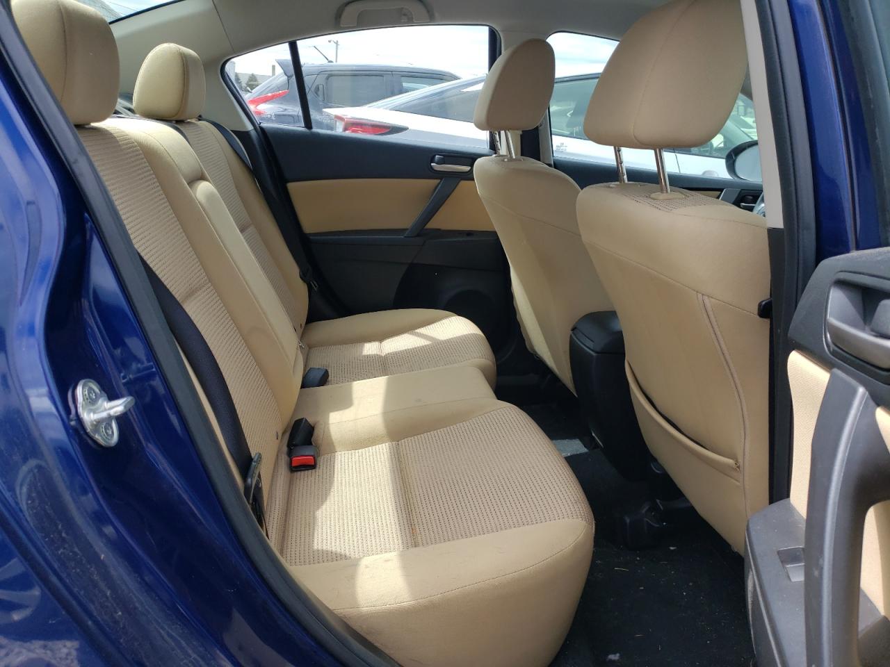 Photo 6 from auction – 2012 MAZDA 3 I with VIN JM1BL1V71C1656850