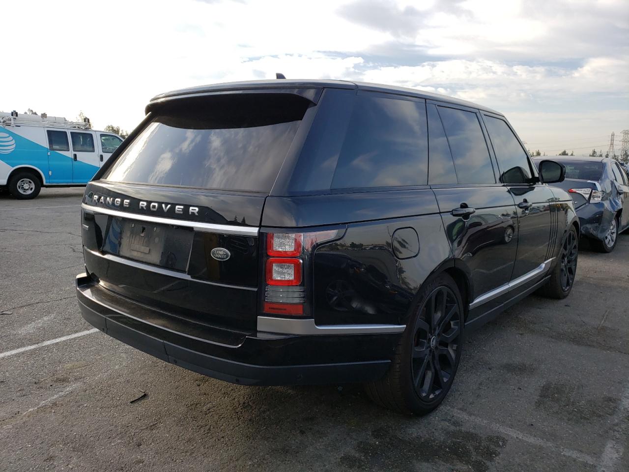 Photo 4 from auction – 2016 LAND ROVER RANGE ROVE with VIN SALGS2KF7GA252735