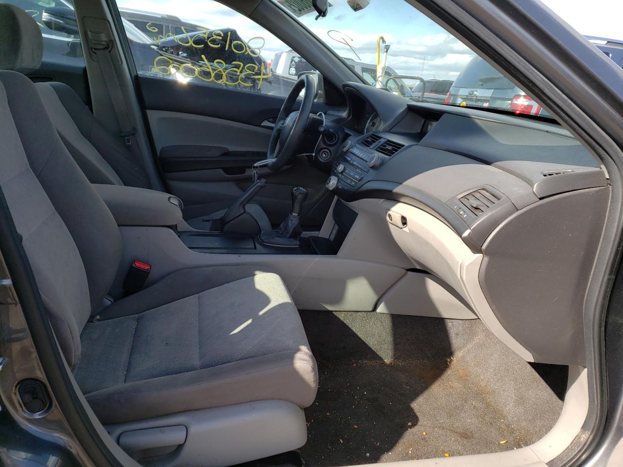 Photo 5 from auction – 2010 HONDA ACCORD LX with VIN 1HGCP2E38AA053064