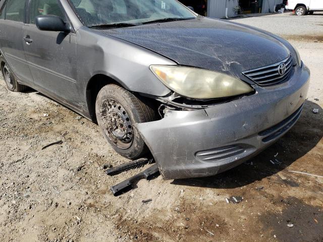 Photo 9 from auction – 2005 TOYOTA CAMRY LE with VIN 4T1BE32K45U947676